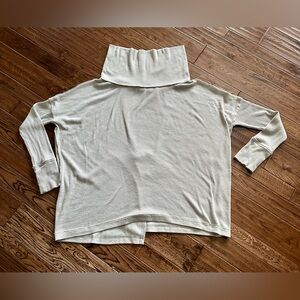 EUC We The Free Cream Cowl Neck Split Back Shirt in Grey Opal Size M (orig. $50)